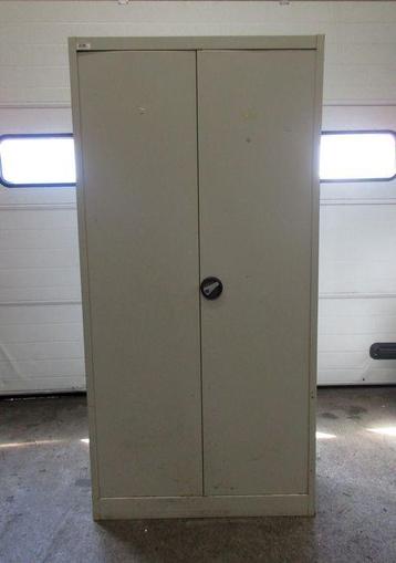 Archiefkast B94 x D42 x H195cm beschikbaar voor biedingen