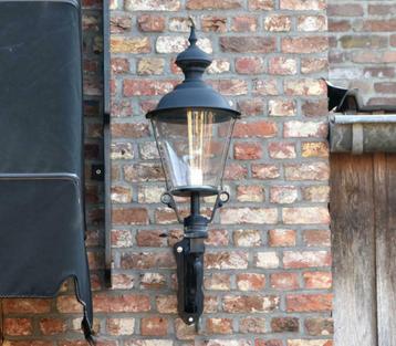 Buitenlampen, muurverlichting, lantaarnpalen, `t Achterhuis beschikbaar voor biedingen