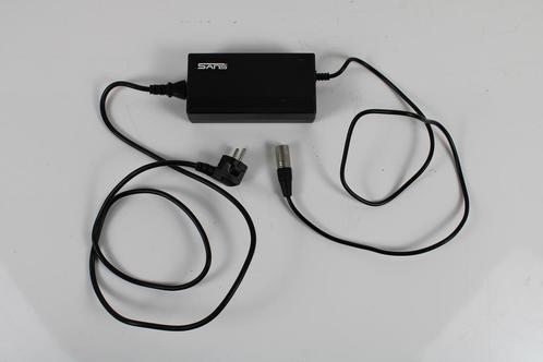 Knaap oplader NIEUW 42 volt | AMS RTD, Fietsen en Brommers, Brommeronderdelen | Scooters, Nieuw