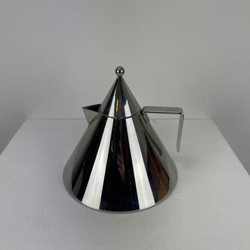 Aldo Rossi - Theeketel - IL Conico - Staal, Antiek en Kunst, Antiek | Meubels | Stoelen en Banken