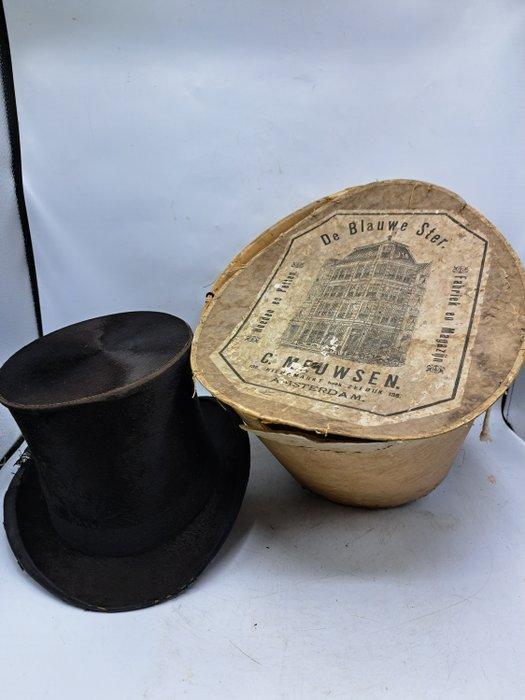 AGL - Hoed - Bont, Katoen, Antiek en Kunst, Antiek | Overige Antiek