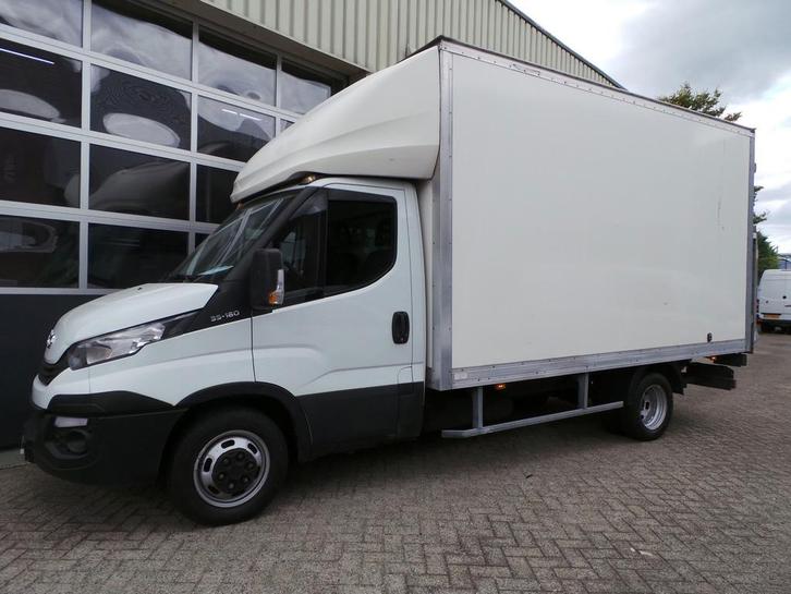 Iveco Daily 35C16 Bakwagen+laadklep, Auto's, Bestelauto's, Onderhoudsboekje, Lease, Zwart, Handgeschakeld, Financial lease, Wit
