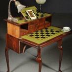 Antieke bijzettafels / Speeltafel en schaaktafel met bureau