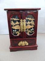 Kast - Grote en prachtige sieradenkast van Chinese lak in