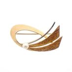 18 Krt. Bicolor gouden broche met parel (zoetwater parel), Gebruikt, Overige kleuren, Ophalen of Verzenden, Met edelsteen