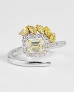 Statement ring - 18 karaat Witgoud - 1.17ct. tw. Geel