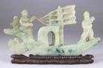 Jadeite Jade Boat Boys - Figuursculptuur - Palissander Basis, Antiek en Kunst