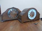 Klok (2) - Junghans - Glas, Hout, Messing - 1930-1940, Antiek en Kunst