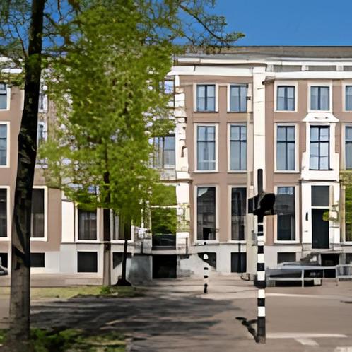 Studio met tuin, monument en moderne keuken in centrum, Huizen en Kamers, Kamers te huur, 35 tot 50 m², Overige regio's