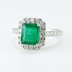 Ring - 14 karaat Witgoud - 4.19ct. tw. Smaragd - Diamant -, Nieuw