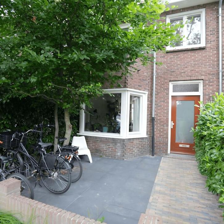 Ruime eengezinswoning met tuin, wasmachine en inlo..., Huizen en Kamers, Huizen te koop
