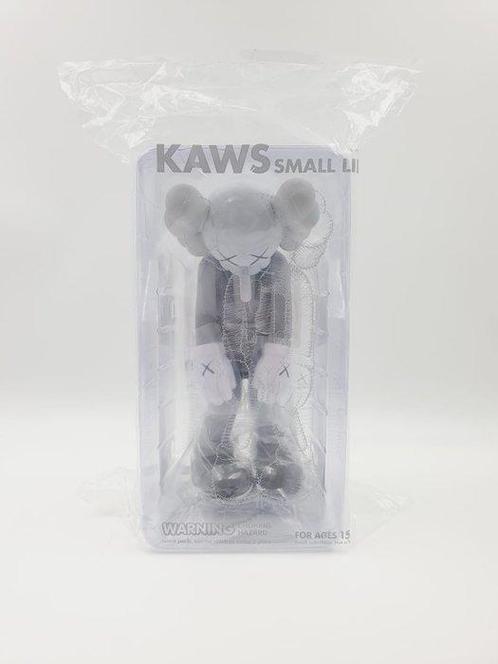 Kaws (1974) - Kaws Small Lie Grey 2017, Antiek en Kunst, Kunst | Schilderijen | Modern