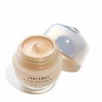 Shiseido Future Solution LX Total Radiance Foundation SPF15, Sieraden, Tassen en Uiterlijk, Uiterlijk | Cosmetica en Make-up, Nieuw