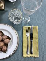 Elegant geweven tafelkleed voor grote tafels. - Tafelkleed -