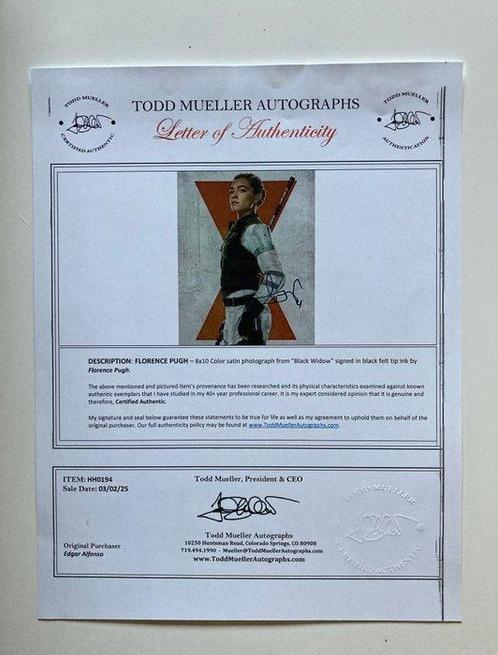 Black Widow - Florence Pugh - Signed Photo 20x25 cm with COA, Verzamelen, Film en Tv