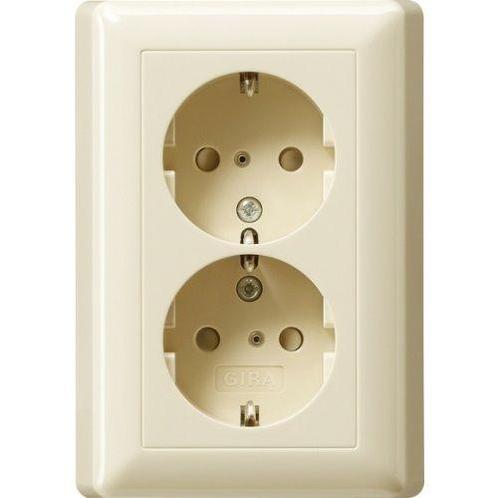 GIRA Systeem 55 Wandcontactdoos met randaarde Kinderveilig, Doe-het-zelf en Verbouw, Elektra en Kabels, Nieuw, Ophalen of Verzenden