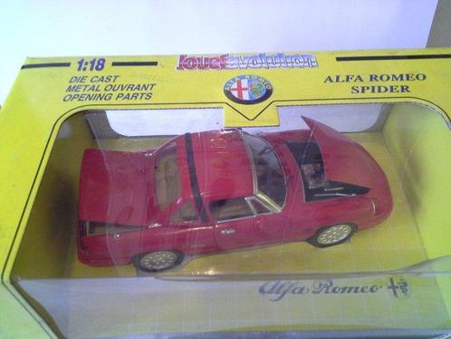 Jouef Evolution 1:18 - Model cabriolet - Alfa Romeo Spider, Hobby en Vrije tijd, Modelauto's | 1:5 tot 1:12