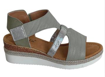 Gave sandalen met sleehak Mint groen beschikbaar voor biedingen