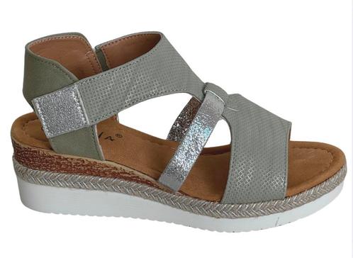 Gave sandalen met sleehak Mint groen, Kleding | Dames, Schoenen, Groen, Nieuw, Sandalen of Muiltjes, Ophalen of Verzenden