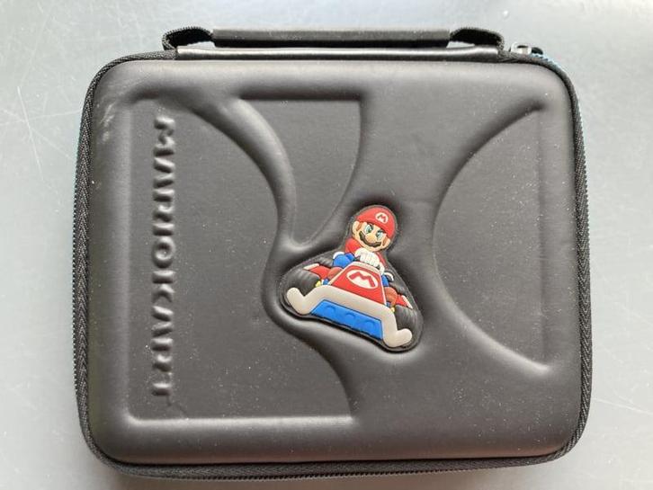 Nintendo 2DS Case Mario Kart 7 (3DS Accessoires), Spelcomputers en Games, Spelcomputers | Nintendo 2DS en 3DS, Zo goed als nieuw