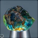 Natuurlijk groot koningsblauw saffierkristal 28,70 ct, uit, Verzamelen, Mineralen en Fossielen