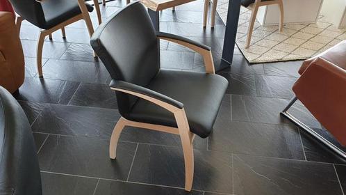 Eetkamerstoel Leolux Camarilla  REFURBISHED, Huis en Inrichting, Stoelen, Zo goed als nieuw, Leer, Ophalen of Verzenden