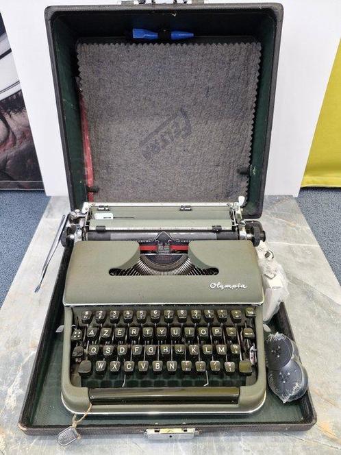 Olympia SM3 - Schrijfmachine - 1950-1960, Antiek en Kunst, Kunst | Designobjecten
