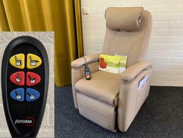 Kleine Fitform Sta op Stoelen in Leer en Stof: 3 Motorig! beschikbaar voor biedingen