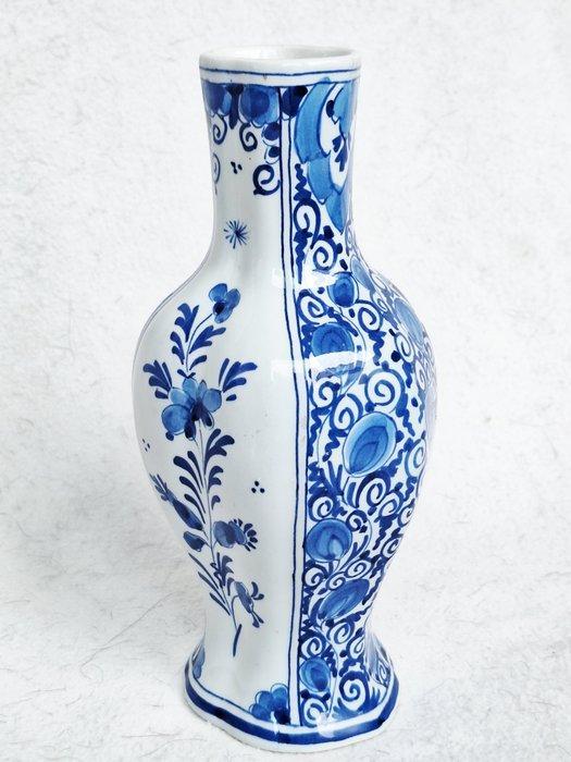 De Porceleyne Fles, Delft - Vaas - No 937 - Aardewerk, Antiek en Kunst, Antiek | Glas en Kristal