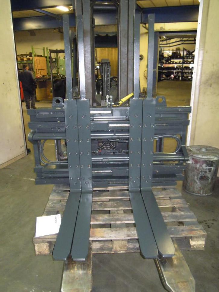 Kaup Vorkenversteller Dubbel, Zakelijke goederen, Machines en Bouw | Heftrucks en Intern transport, Verzenden