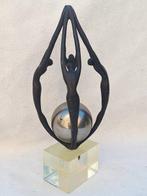 CAN - sculptuur,  Verheffing  - 25.2 cm - Brons, metaal en