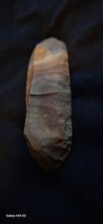 Paleolithisch Vuursteen biface, lame, silex, Frankrijk,, Verzamelen, Mineralen en Fossielen