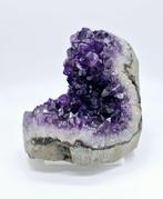 Amethist 3,155kg (interieurstuk) zie filmpje, Verzamelen, Mineralen en Fossielen, Ophalen of Verzenden