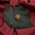 Vintage gouden Zeeuwse knoop broche (Alle Gouden sieraden), Ophalen of Verzenden, Gebruikt, Overige kleuren, Goud