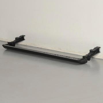 Ahrend Essa / 500  kabelgoot, zwart, 135 cm, nieuw model beschikbaar voor biedingen