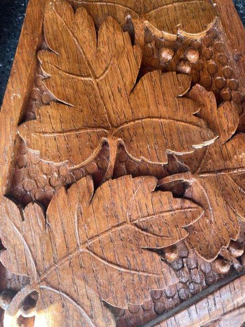 Vitrinekast - Eik - Elton John Art Nouveau Vitrine, Antiek en Kunst, Kunst | Designobjecten