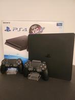 Zwarte Slim 1TB Playstation 4 + 2 Controllers Boxed, Spelcomputers en Games, Ophalen of Verzenden, Zo goed als nieuw