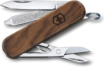 Victorinox Classic SD zakmes - Wood beschikbaar voor biedingen
