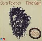 LP gebruikt - Oscar Peterson - Piano Giant, Cd's en Dvd's, Vinyl | Jazz en Blues, Zo goed als nieuw, Verzenden