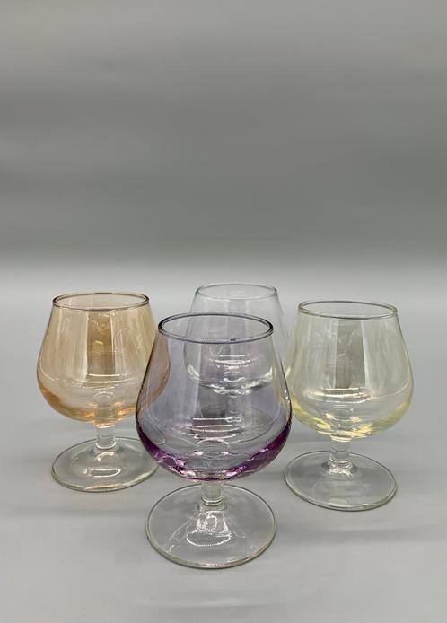 Set cognac glazen gekleurd parelmoer glans 4 stuks, Antiek en Kunst, Antiek | Glas en Kristal, Ophalen of Verzenden