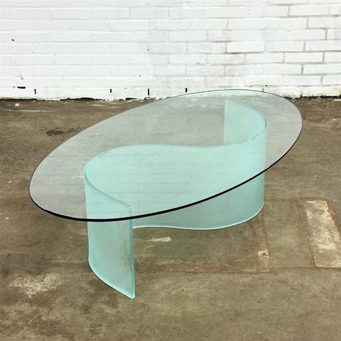 Ovale glazen salontafel met golf / s shape poot, Huis en Inrichting, Tafels | Salontafels
