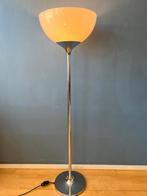 Mid Century Guzzini Space Age Floor Lamp with White Acrylic, Huis en Inrichting, Lampen | Vloerlampen, Ophalen of Verzenden, Nieuw