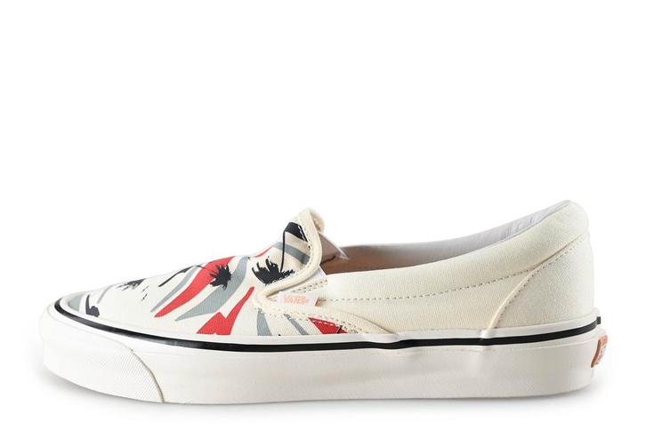 Vans instappers in maat 45 Wit | 10% korting, Kleding | Heren, Schoenen, Wit, Zo goed als nieuw, Overige typen, Verzenden