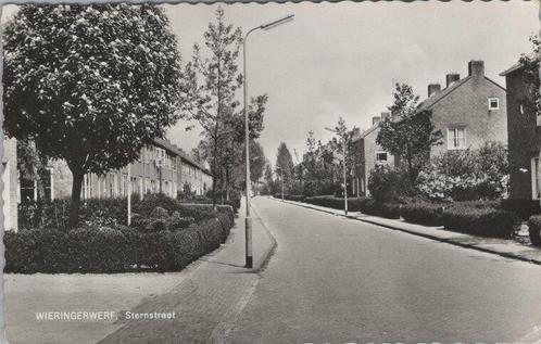 WIERINGERWERF - Sternstraat, Verzamelen, Ansichtkaarten | Nederland, Verzenden