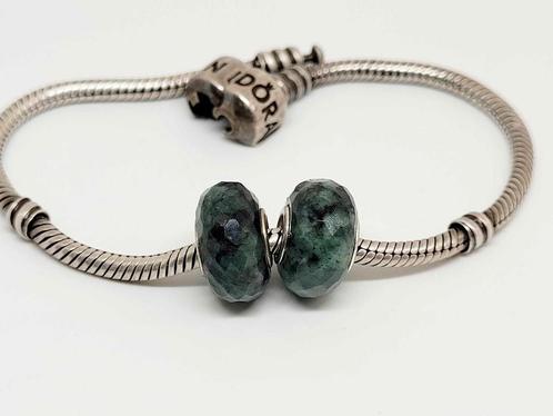 Smaragd Edelsteen Bedel - Nieuw, Sieraden, Tassen en Uiterlijk, Bedels, Nieuw, Overige merken, Edelsteen