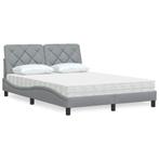 vidaXL Bed met matras stof lichtgrijs 140x190 cm, Verzenden, Nieuw, Tweepersoons, 140 cm