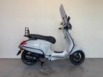 Vespa Sprint Brom 45 km, BWJ 04-2022, Chalk Grey, Custom, Maximaal 45 km/u, Ophalen of Verzenden, Zo goed als nieuw, Benzine