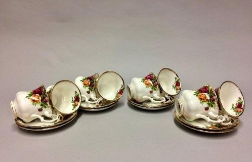 Tafelservies - Old Country Roses - Engels versie voor 1962 -, Antiek en Kunst, Antiek | Meubels | Tafels