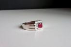 Ring - 18 karaat Witgoud - 0.69ct. tw. Robijn - Diamant -, Nieuw