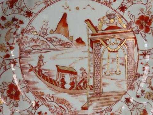 Kangxi (1662-1722), ca. 1710 - Bord - Four Persons in a Boat, Antiek en Kunst, Antiek | Overige Antiek